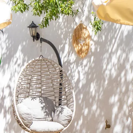 Carnaby Butik Kuecuekkoey Ayvalı